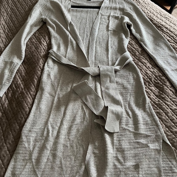 NWOT- WHBM sparkly mid length sparkly cardigan - Picture 3 of 8